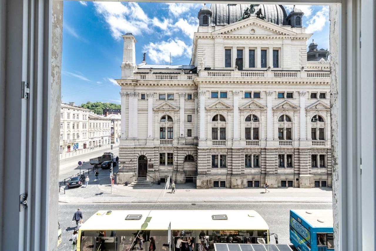 Opera House Apartment 2 Lviv Exteriör bild