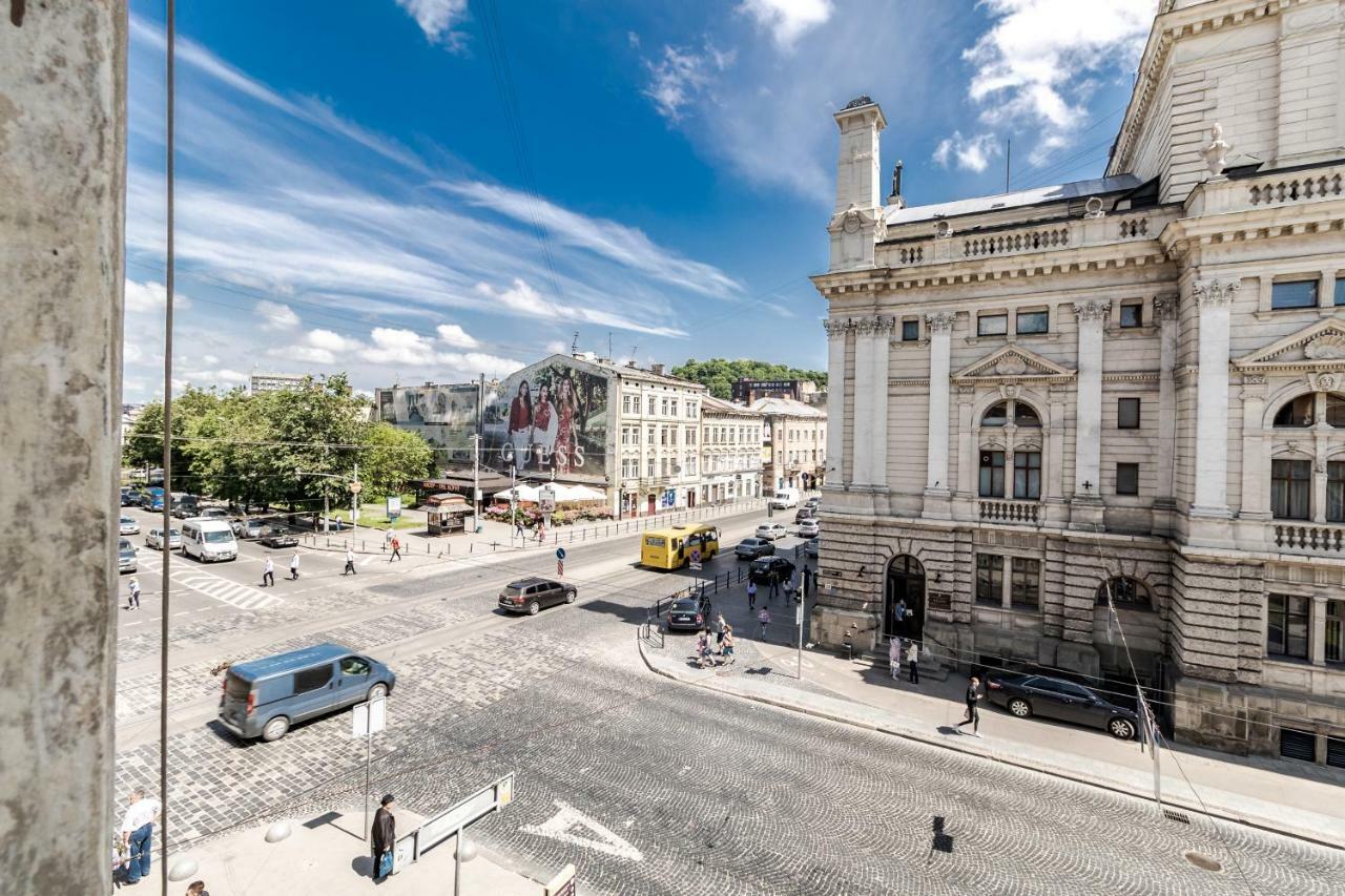 Opera House Apartment 2 Lviv Exteriör bild